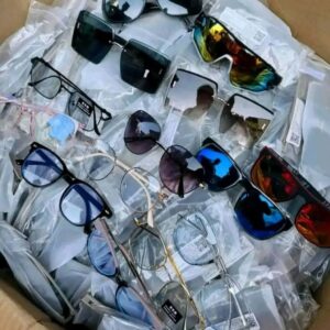 Lunettes de soleil en gros – Authentiques, unisexes, tailles assorties – 450 pièces par boîte